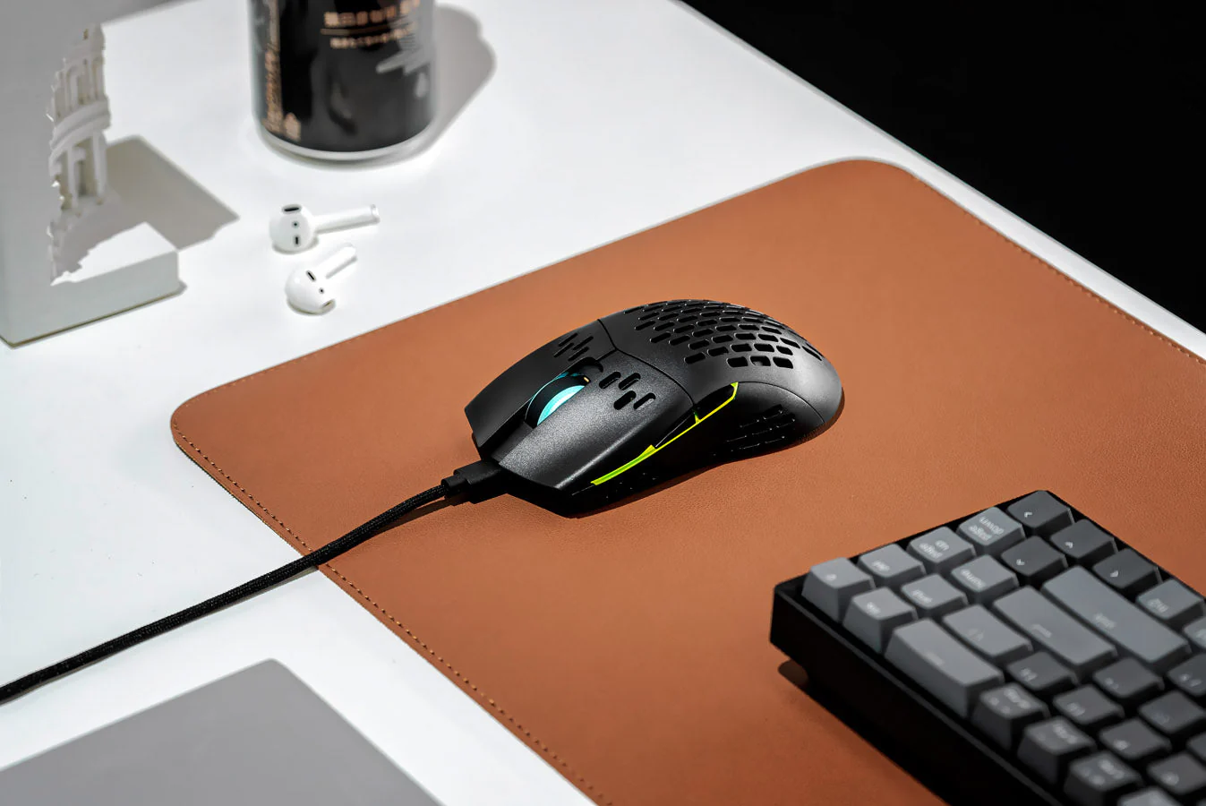 Keychron M1 Ultra-Light Optical Mouse (Wired) - Image 7